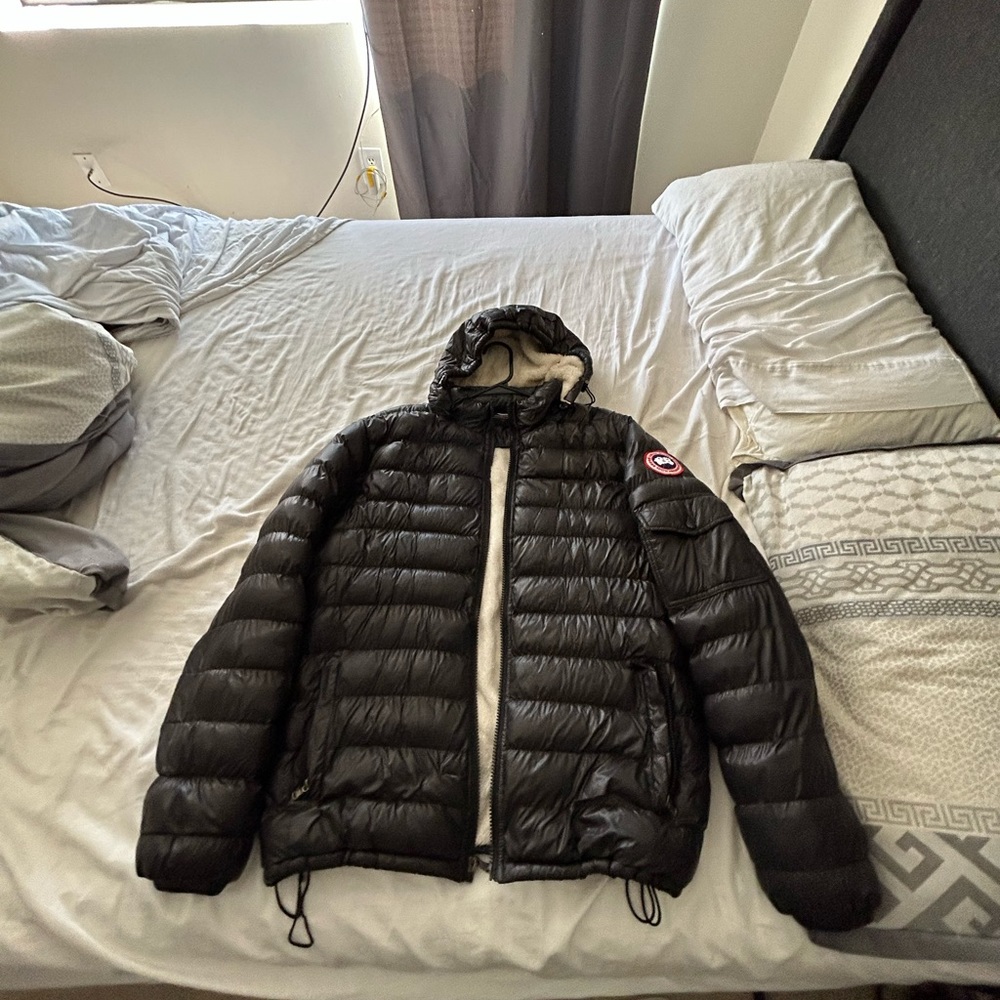 Canada goose puffer jacket
